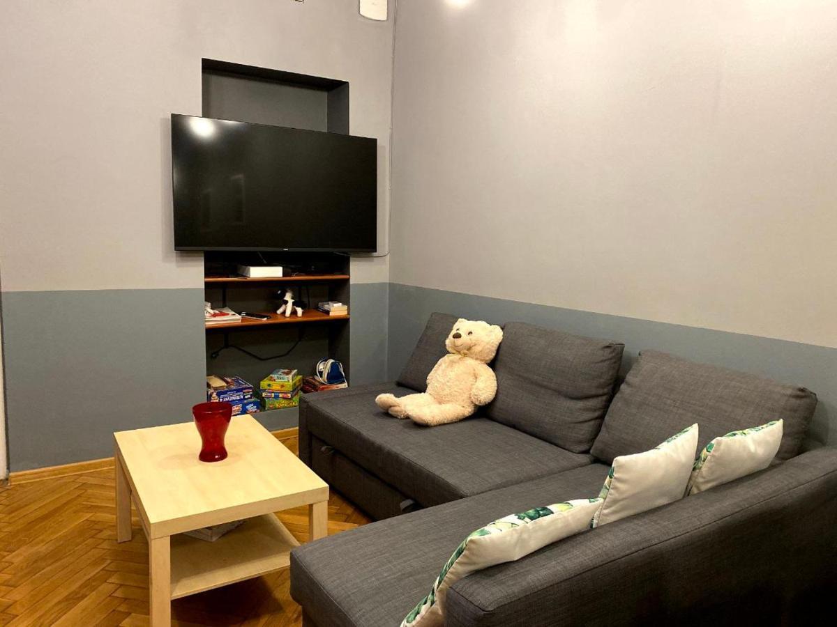 Real Vip Hostel Краків Екстер'єр фото