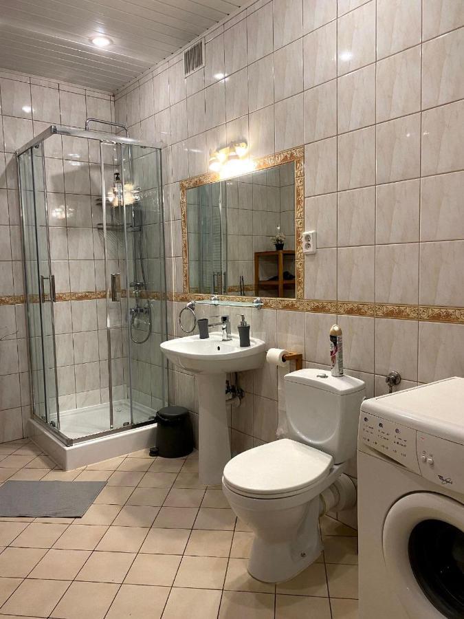 Real Vip Hostel Краків Екстер'єр фото