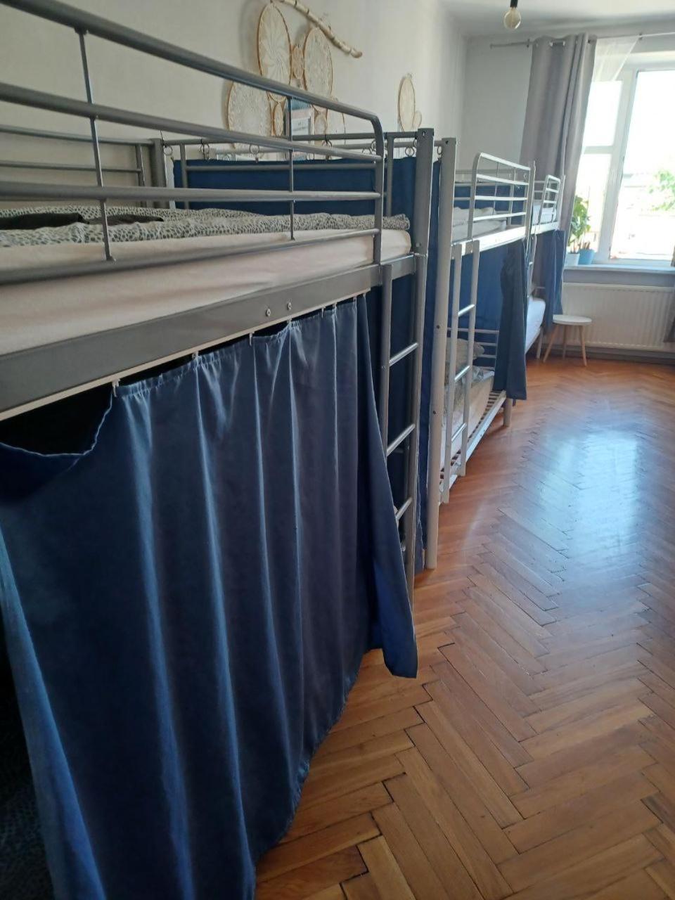 Real Vip Hostel Краків Екстер'єр фото